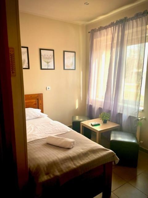 カロチャ Alice Vendeghaz Bed & Breakfast エクステリア 写真